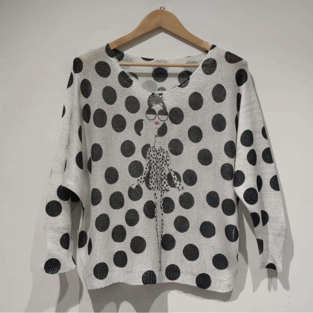 MADE IN ITALY Polka Dot Sweater with Graphic Design